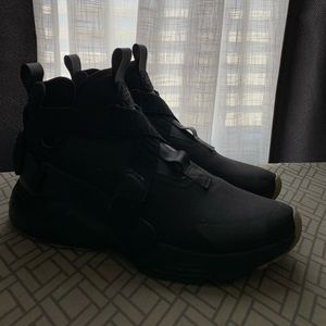 Air Huaraches Nike Shoe